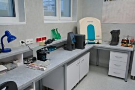 Wyposażenie Laboratorium Mikrobiologicznego